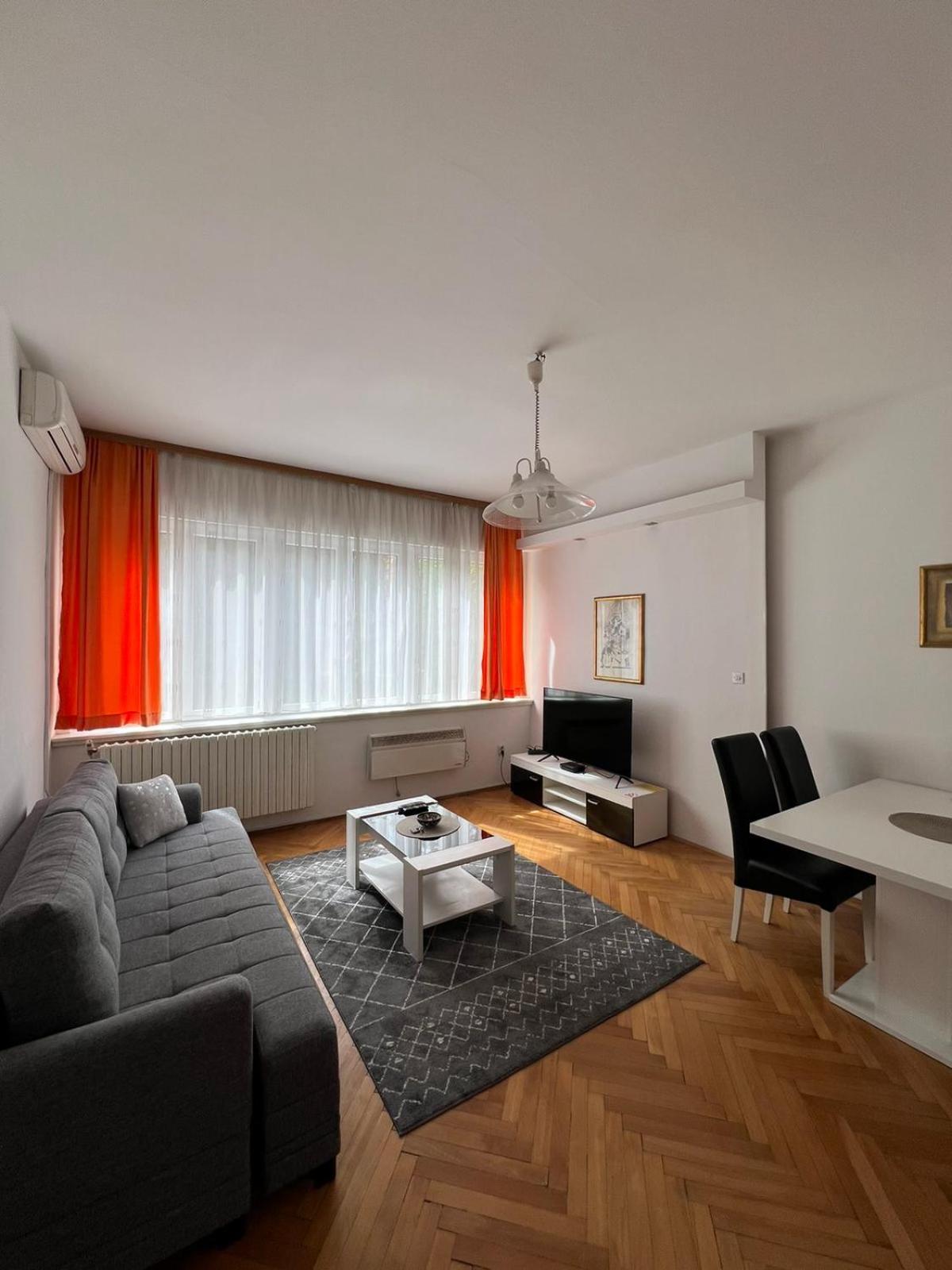 Central Bank Apartment Sarajevo Bagian luar foto